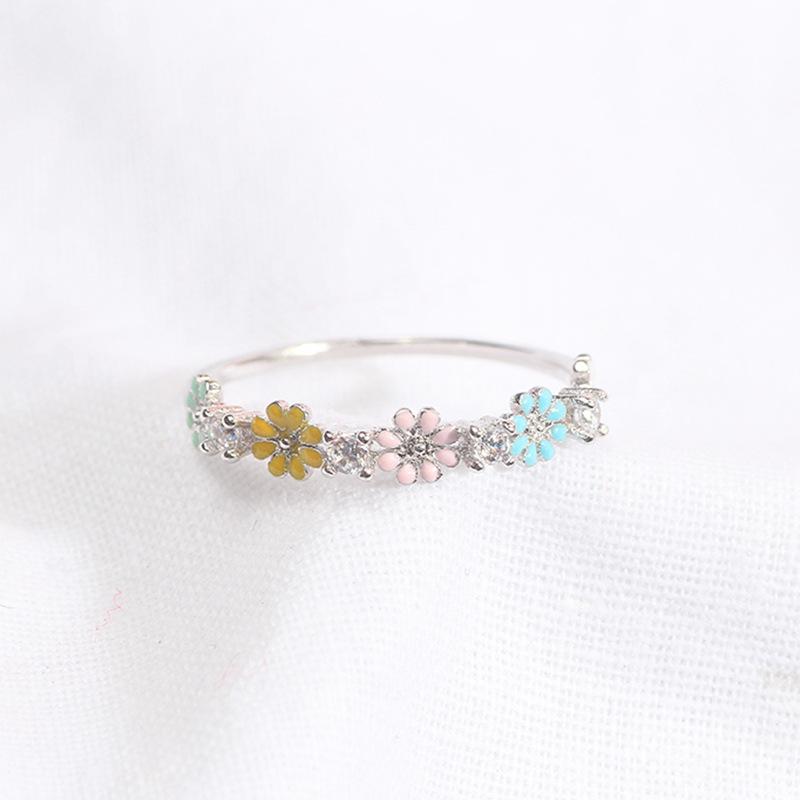 Multi-Color Daisy Zircon Flower Ring for Women - Sweet & Cute Korean Style