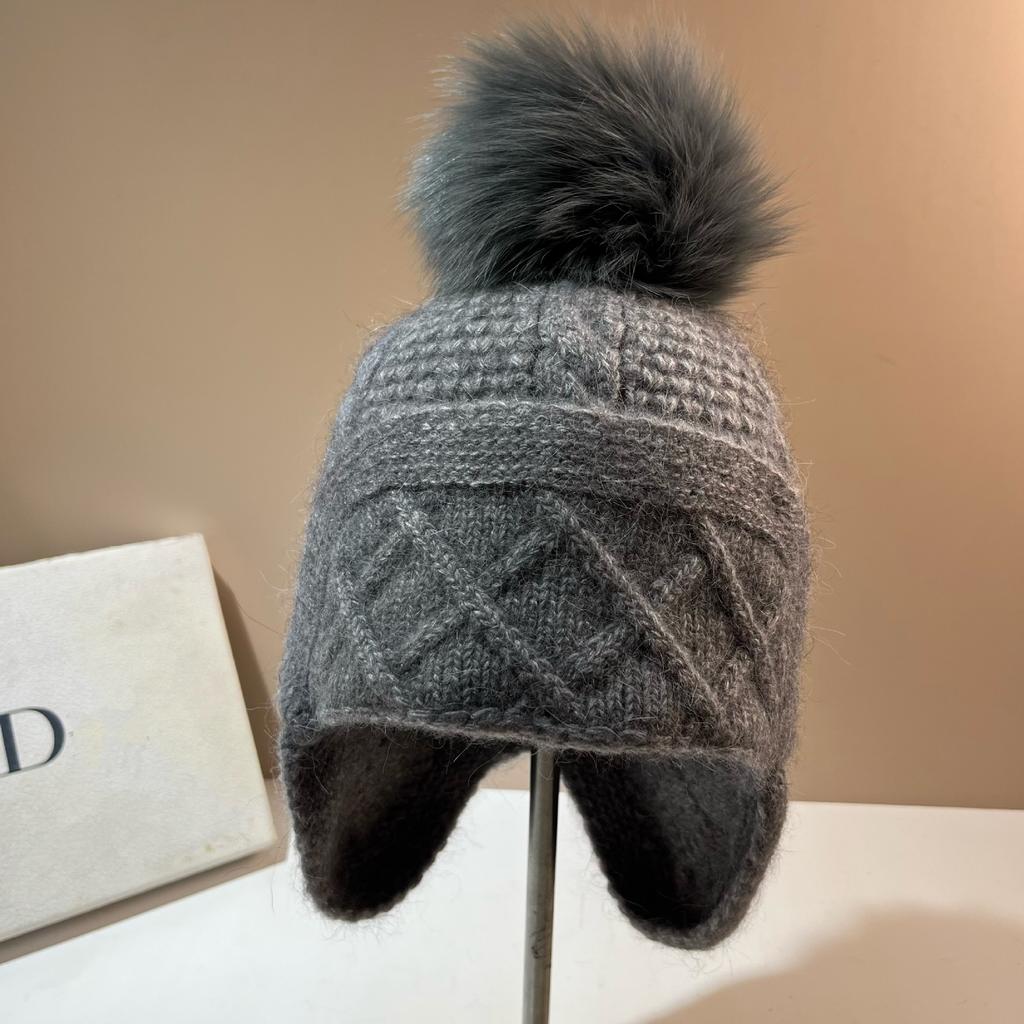 Fox Hairball Knitted Hat Winter Rabbit Plush Wool Ear Protector Hat Russian Outdoor Warm Rhombus Baotou Hat