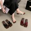 French beautiful cross-toed sandals women's summer wear 2025 new with skirt Roman thick heel cool slippers