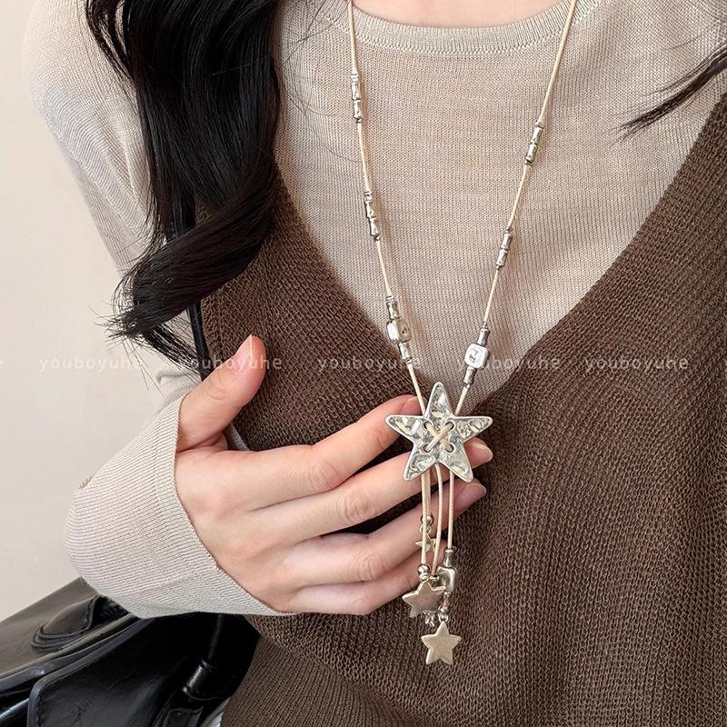 

Female Personality Retro Star Tassel Long Necklace