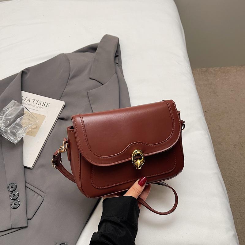 Bag new women's spring autumn and winter versatile fashion retro niche design shoulder messenger bag contrasting color small square bag