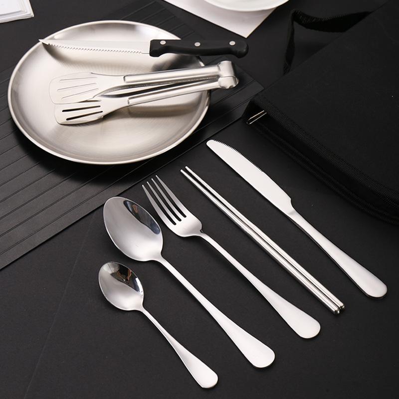 Outdoor stainless steel tableware set, portable travel camping 10-piece set, barbecue plate, food clip, knife, fork, spoon.