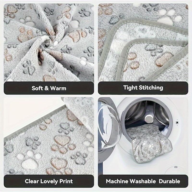 1 Pack Dog Paw Print Pet Thickened Comfortable Soft Blanket