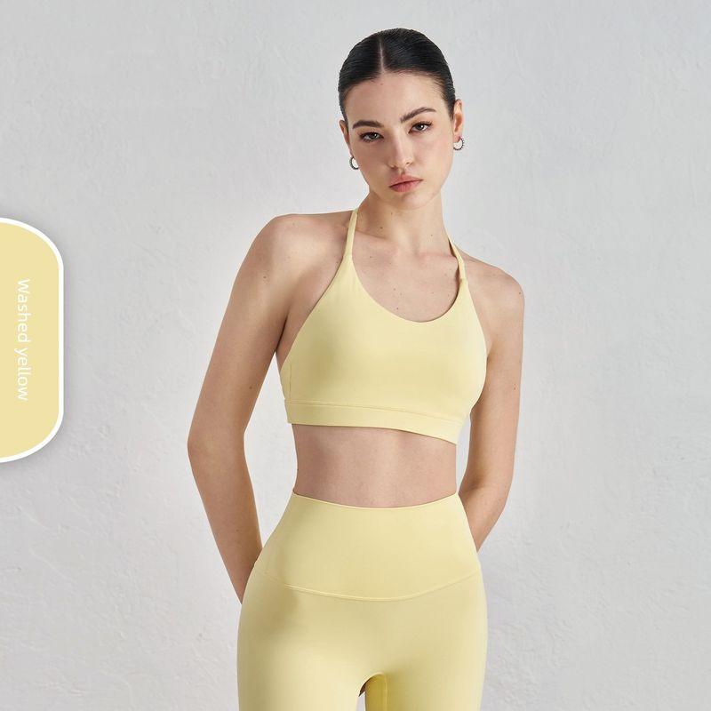 

Nuls Nude Feel Йога-бра Треугольный Красивая спинка Халтер Тонкие бретели Съемный Фитнес Низкая интенсивность Упражнения Интимное Washed yellow Code S (4 yards)