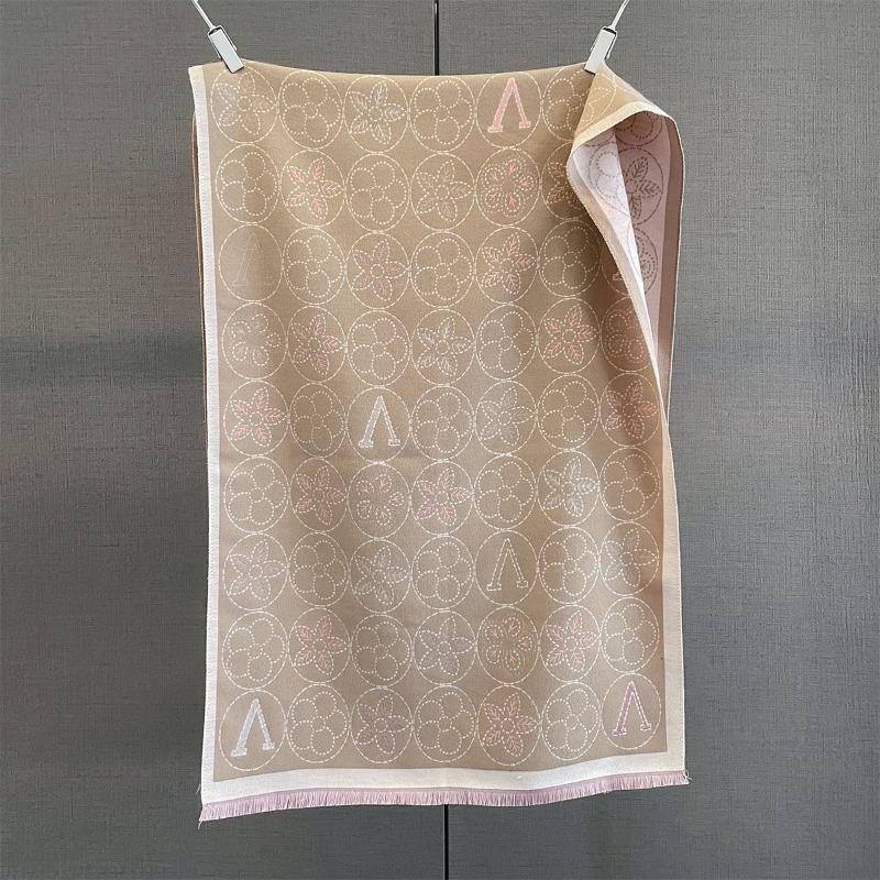 Autumn and Winter New Scarf Women's High-end Floral Letter Jacquard Scarf Versatile Cold-proof Warm Shawl