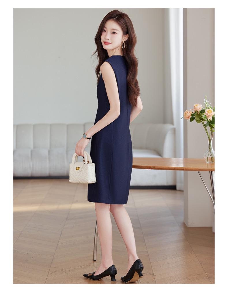 2024 Autumn French Minimalist Sleeveless Vest Dress - Professional OL Style, Round Neck, Versatile Solid Color Dress