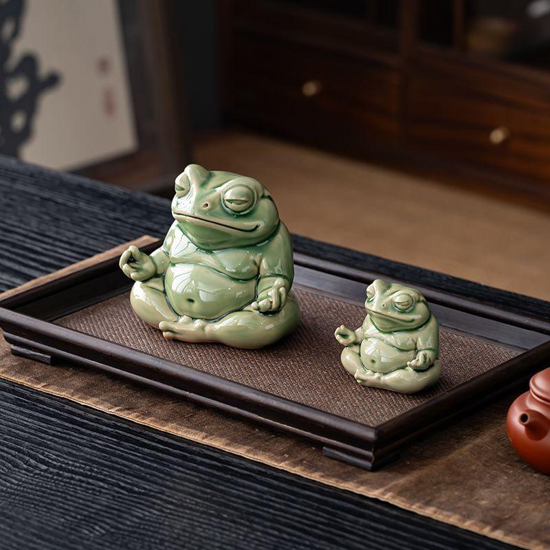 Green Glaze Zen Heart Frog Tea Pets Ornament Size Handmade Ceramic Frog Tea Table Ornament Teaware Set Accessories