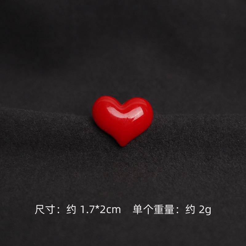 2Pcs Women Cute Red Heart Brooches Romantic Love Heart Resin Pins Mini Decorative Fashion Lovers Gift Clothes Bag Accessories