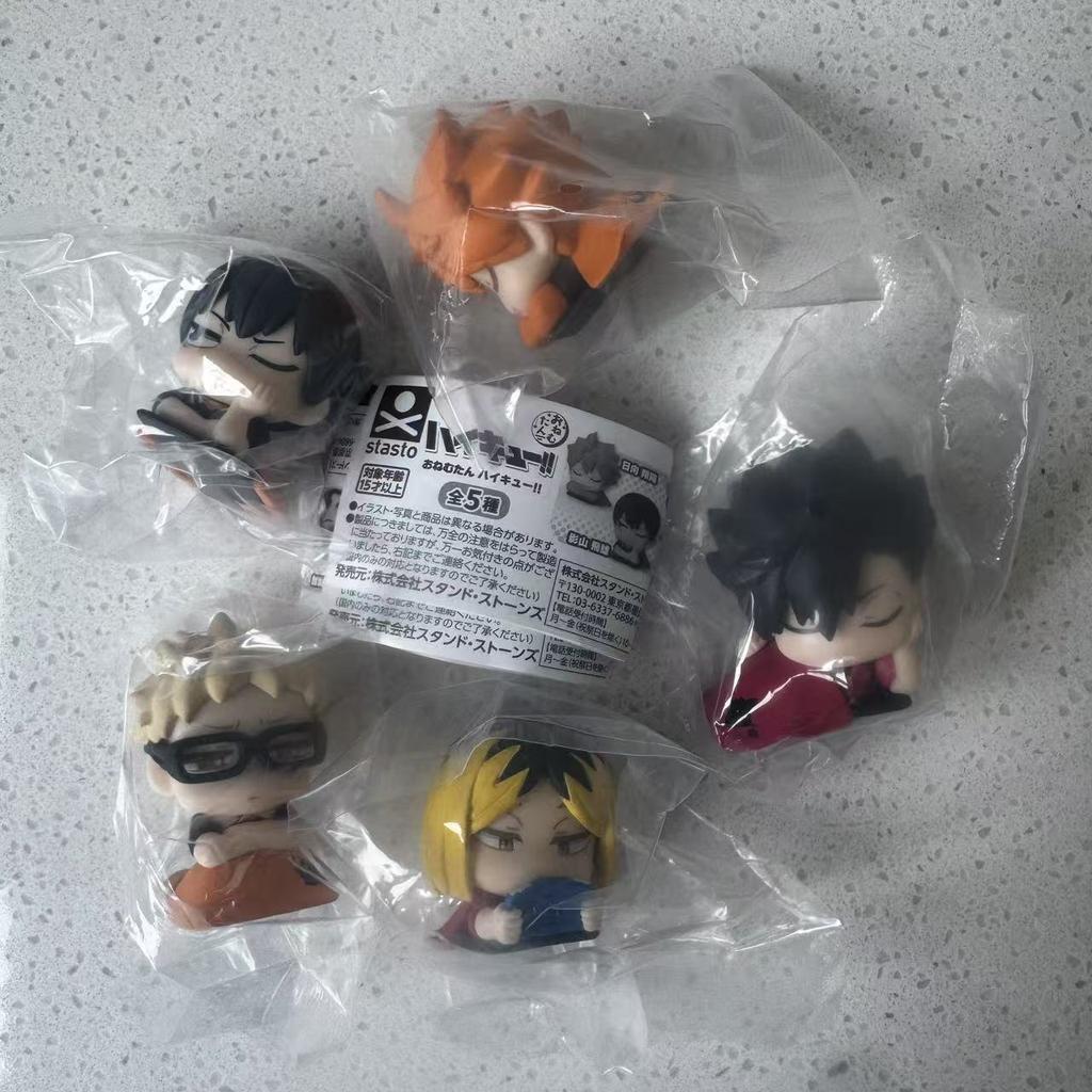 Genuine Action Figure Haikyuu Sleep Style Iwaizumi Hajime Akaashi Keiji Oikawa Tooru Kotaro Bokuto Cover The Quilt Gacha Toy