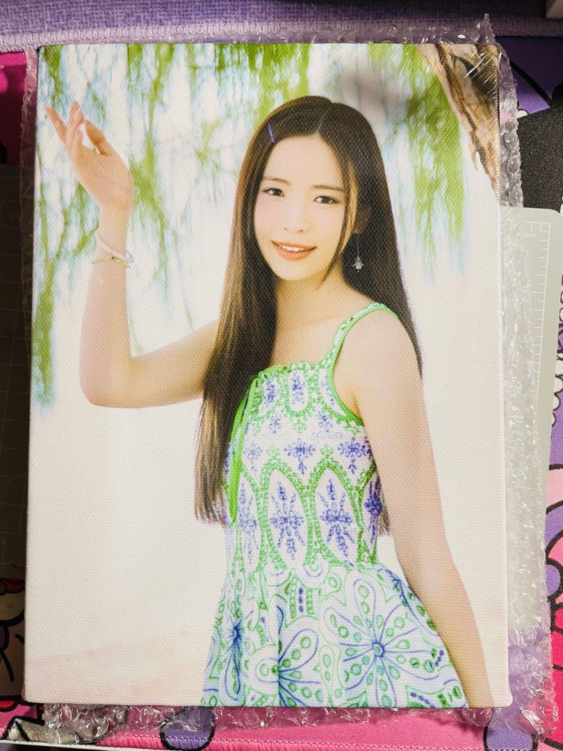 

[USED] NiziU Art Board [MAYA] nz23-pus-0024