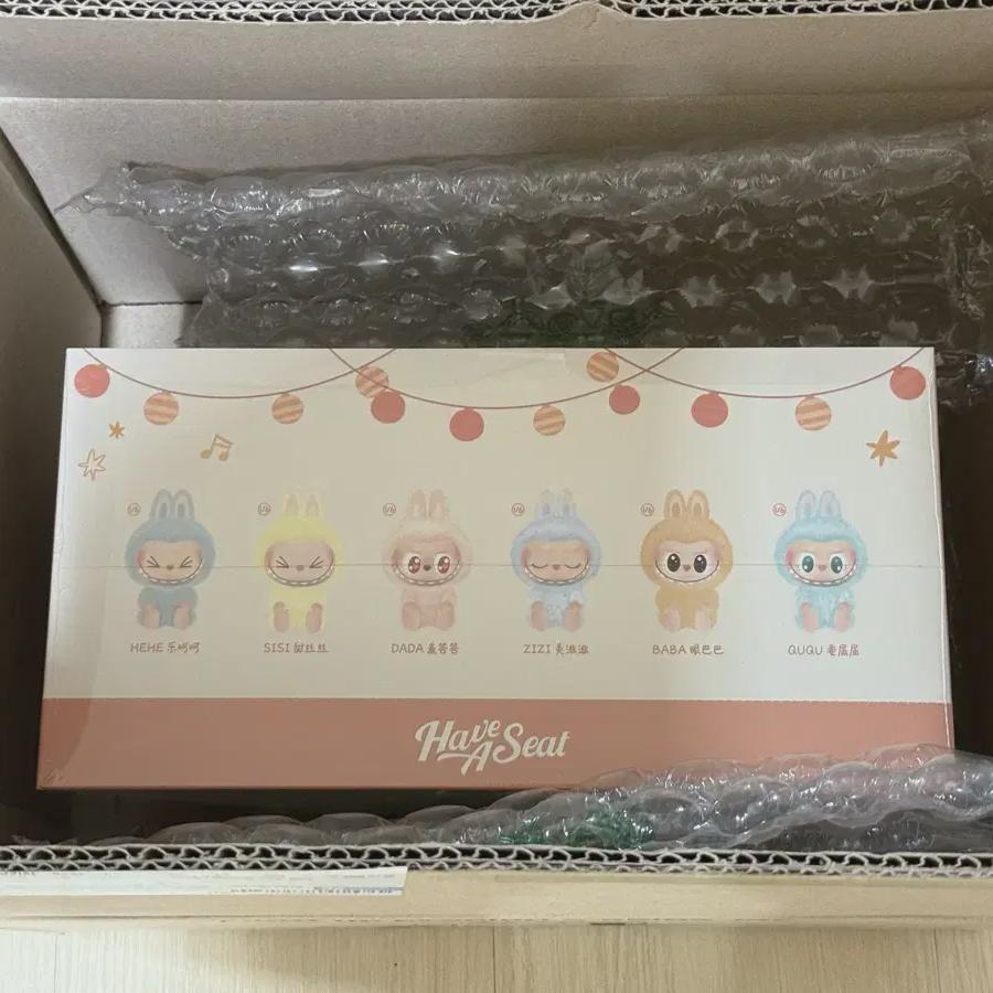 

Давайте поиграем с запечатанным набором Labubu Full Park