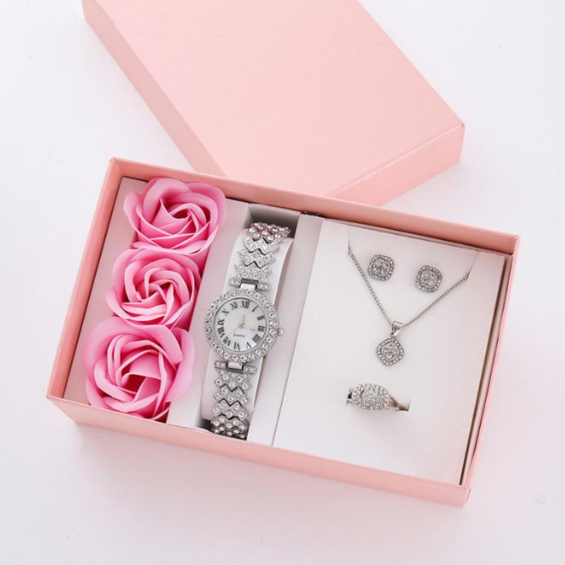 Fashion Roman Diamond Women'S Watch Women'S Watch Quartz Watch Bracelet Women'S Watch