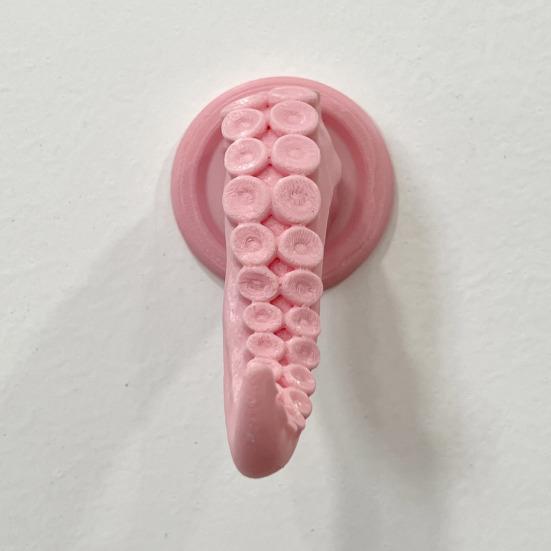Octopus Tentacle Phone Holder Claw Mobile Stand Strong Adhesive Wall Hook for Keys Scarves Bags Storage