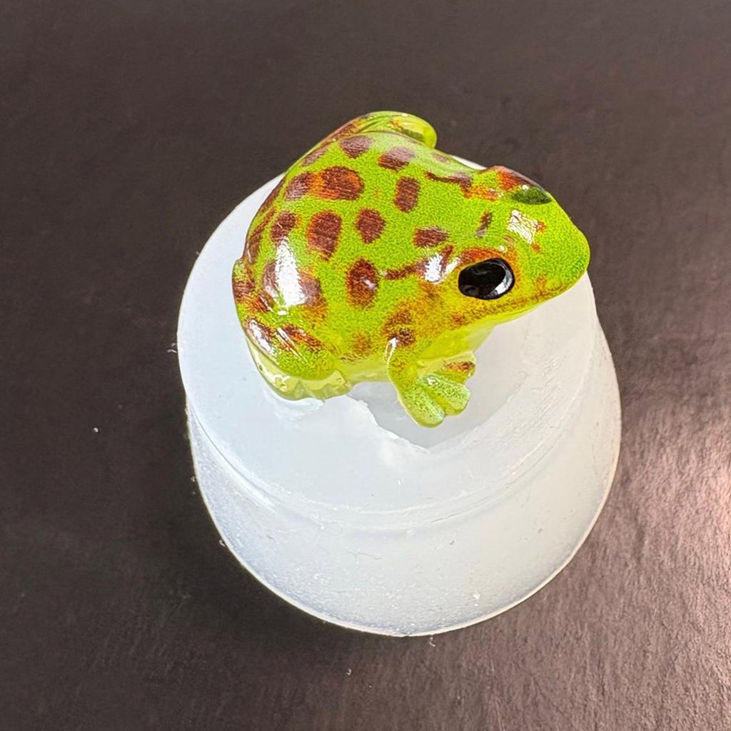 Silicone Frog Mold For DIY Resin Crafts User Friendly Flexible Design Home Decors Keychain Accessories