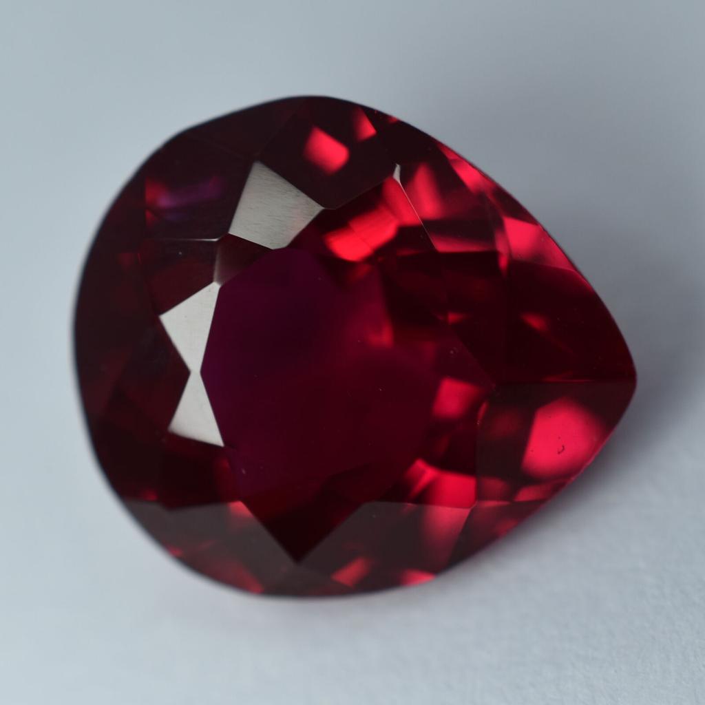 Natural Pigeon Blood Red Ruby Loose Gemstone 5.15 Ct Pear Shape for Jewelry Making and Crafts