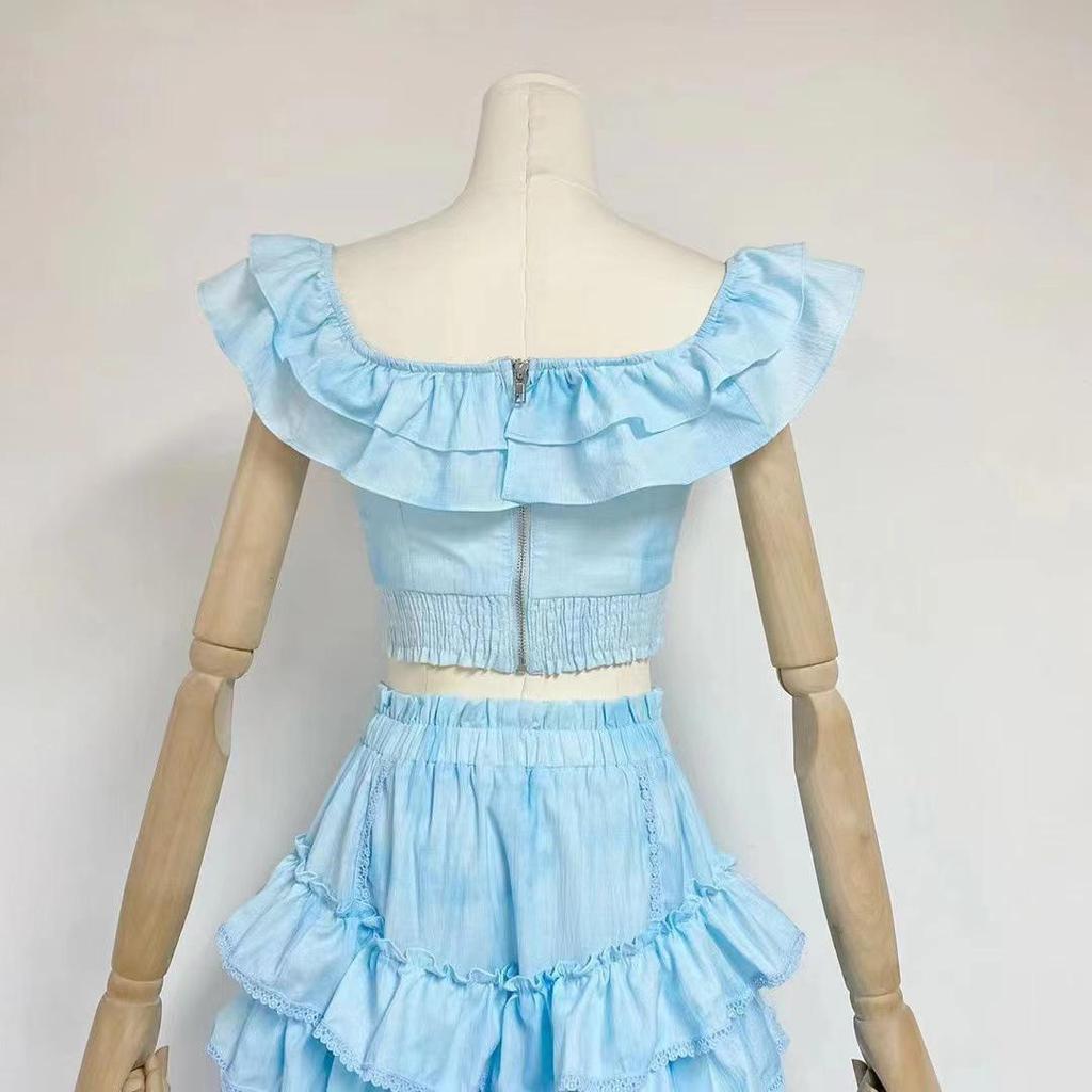 Elegante Completo Estate 2024 con Top a Scollo Quadrato e Gonna Lunga a Strati per Donna