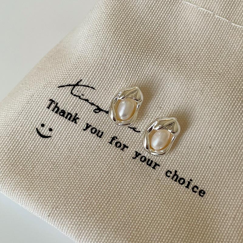 

Ретро нерегулярные металлические жемчужные серьги-гвоздики женские нишевые дизайн простые индивидуальные модные темпераментные универсальные серьги