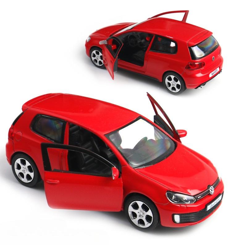 1/36 Volkswagen Golf 6 GTI Macchinina Giocattolo Diecast Modello Miniatura SUV Ritorno a Molla Portiere Apribili Collezionabile Educativa Regalo Bambino