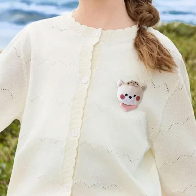 Fun Cartoon Fabric Pin Playful Design Lightweight And Sturdy Soft Fabric Badge Ideal For Gifts And Personal Use