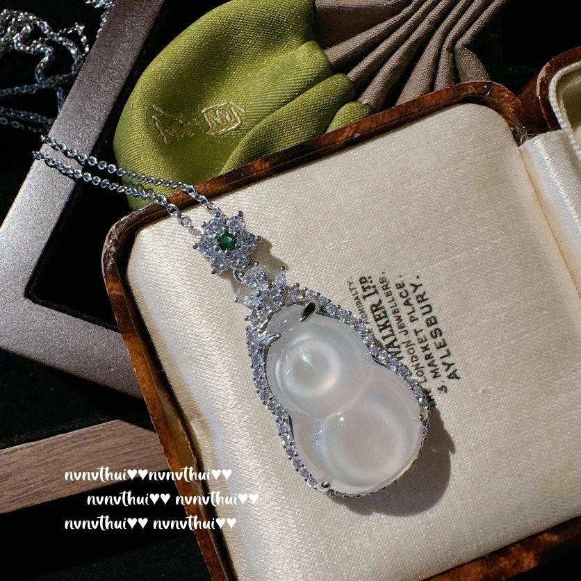 Lychee Frozen White Chalcedony Gourd Necklace, Water Spirit, Plated 18K Gold, High Ice Chalcedony Egg Surface Zircon Necklace