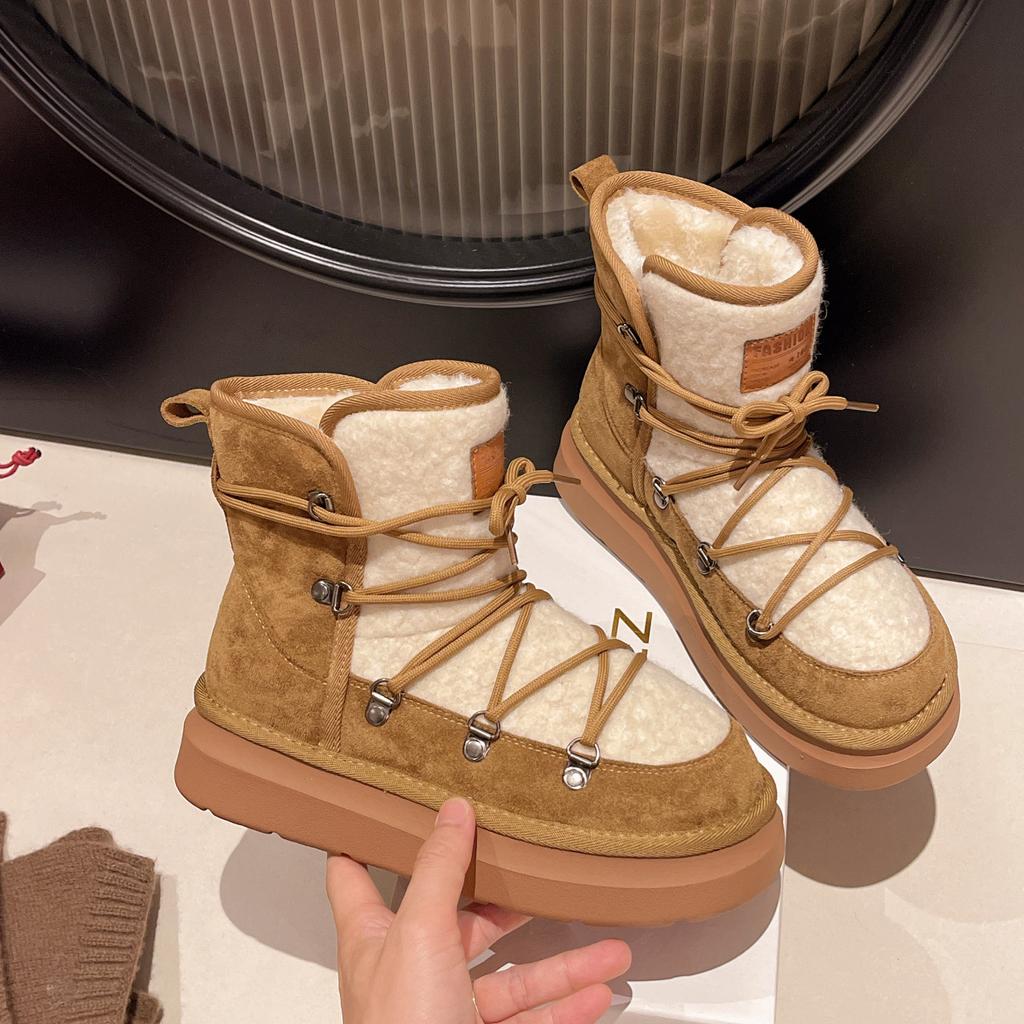 Niche retro style design sense straps snow boots women's 2025 winter new thick-soled non-slip Northeast cotton shoes Martin boots