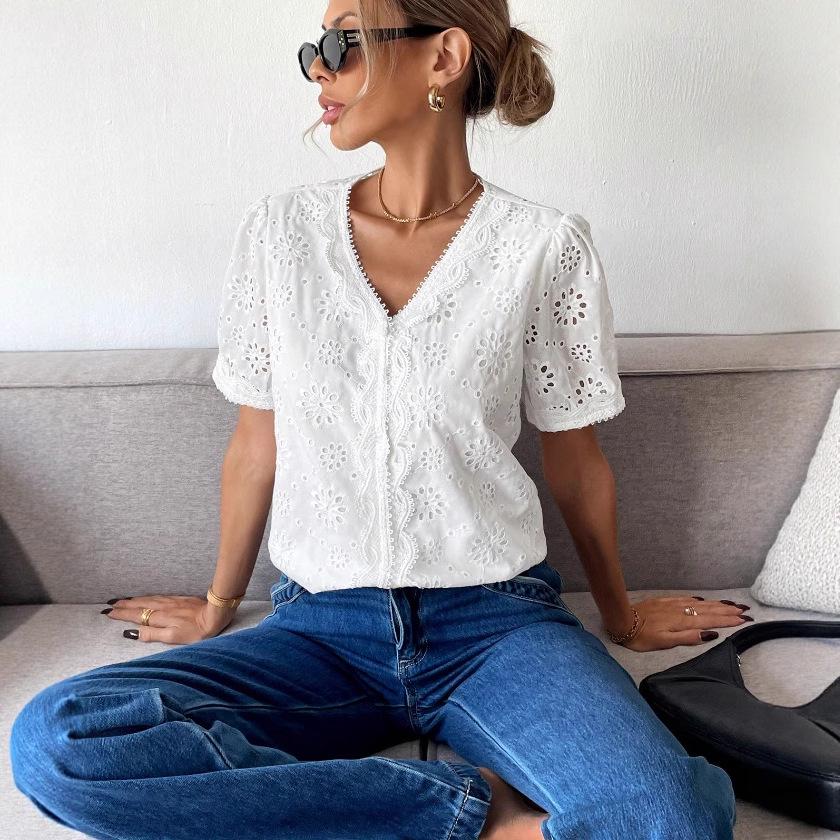 Dámská módní košile s krátkým rukávem a výřezy, léto 2025