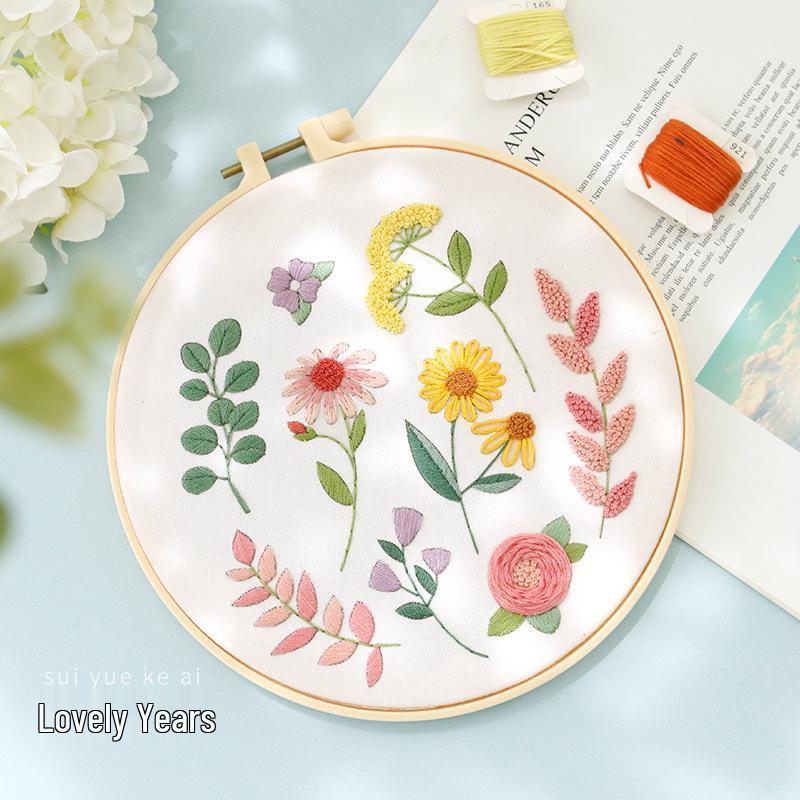 Nordic DIY Embroidery Kit: Beginner's Fresh Floral Fabric Art Set