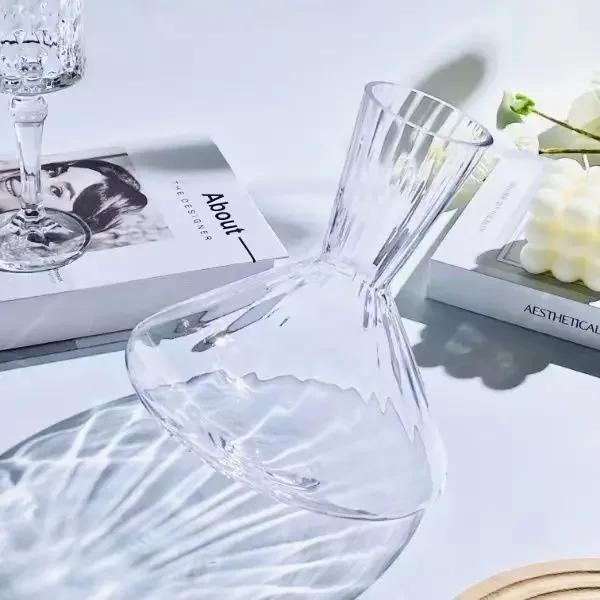 European Crystal Wine Decanter with Rotating Fluted Design - Luxury Home Bar Aerator, Elegant Gift for Wine Lovers