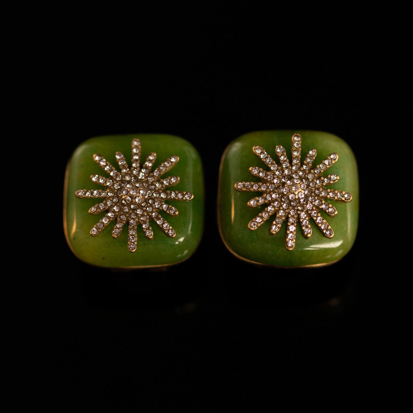 Средневековая винтажная мода Высокий стиль Ретро Нишевые Серьги-пусеты Подсолнух с инкрустацией драгоценными камнями из натурального камня Фабрика Циндао