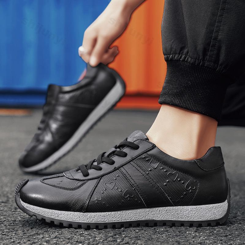 Men's Casual Sneakers Leather Non Slip Tennis Outdoor Comfortable Sports Shoes 2025 Male Shoes Mesh Breathable Running Shoe