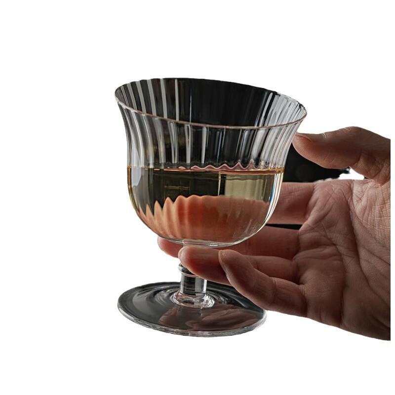 Niche handmade corrugated glass, juice drink glass, cocktail glass, wine glass, goblet, sweet wine