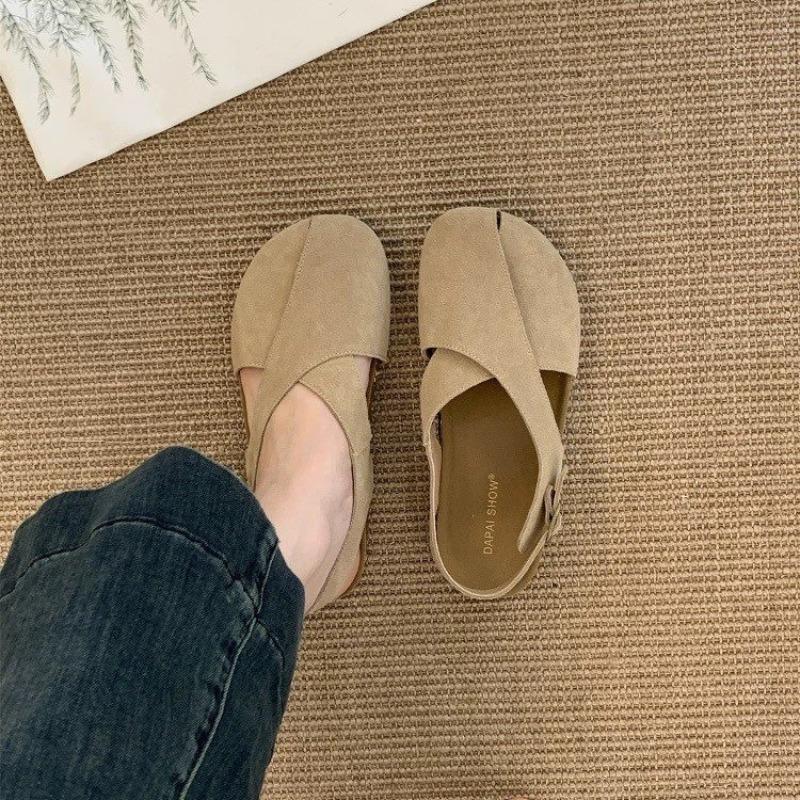 Yeni Kadın Tasarımcı Sandaletler Düz Alçak Topuklu Spor Ayakkabılar Rahat Gladyatör Çıplak Ayak Loafer'lar Giyilebilir Yaz Bahar Rahat Loafer'lar