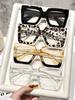 Ensemble de 4 lunettes surdimensionnées à monture rectangulaire, Montures multicolores avec verres transparents, Convient pour un usage quotidien et les vacances Gi