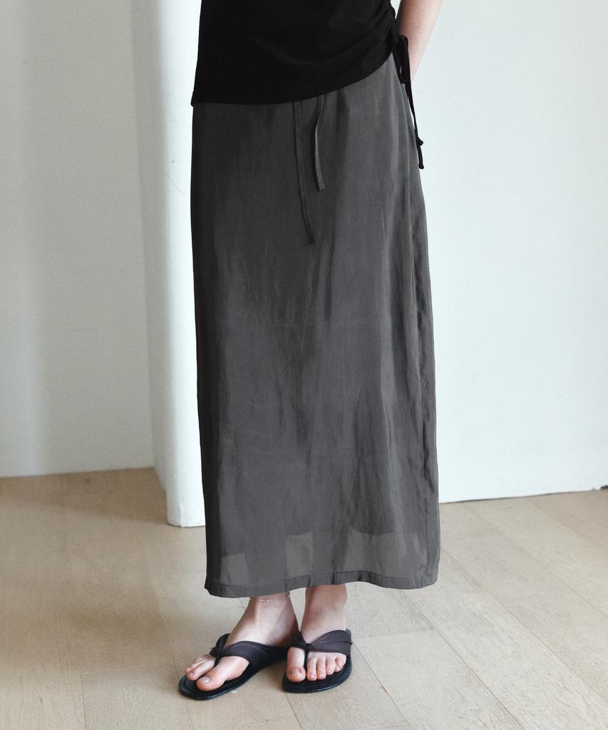 Banwonateullie P3317 Silky Maxi Skirt_Charcoal