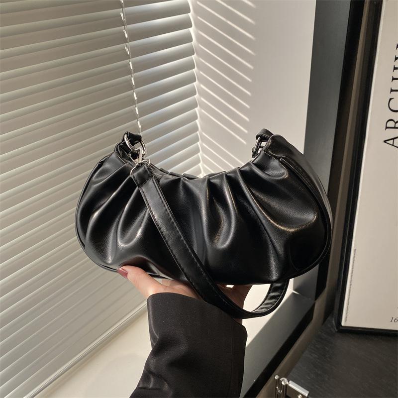 Niche 2025 Summer Soft Leather Underarm Bag Women's Cloud Folded Bag Baguette Shoulder Bag Premium Texture Korean Version Versatile