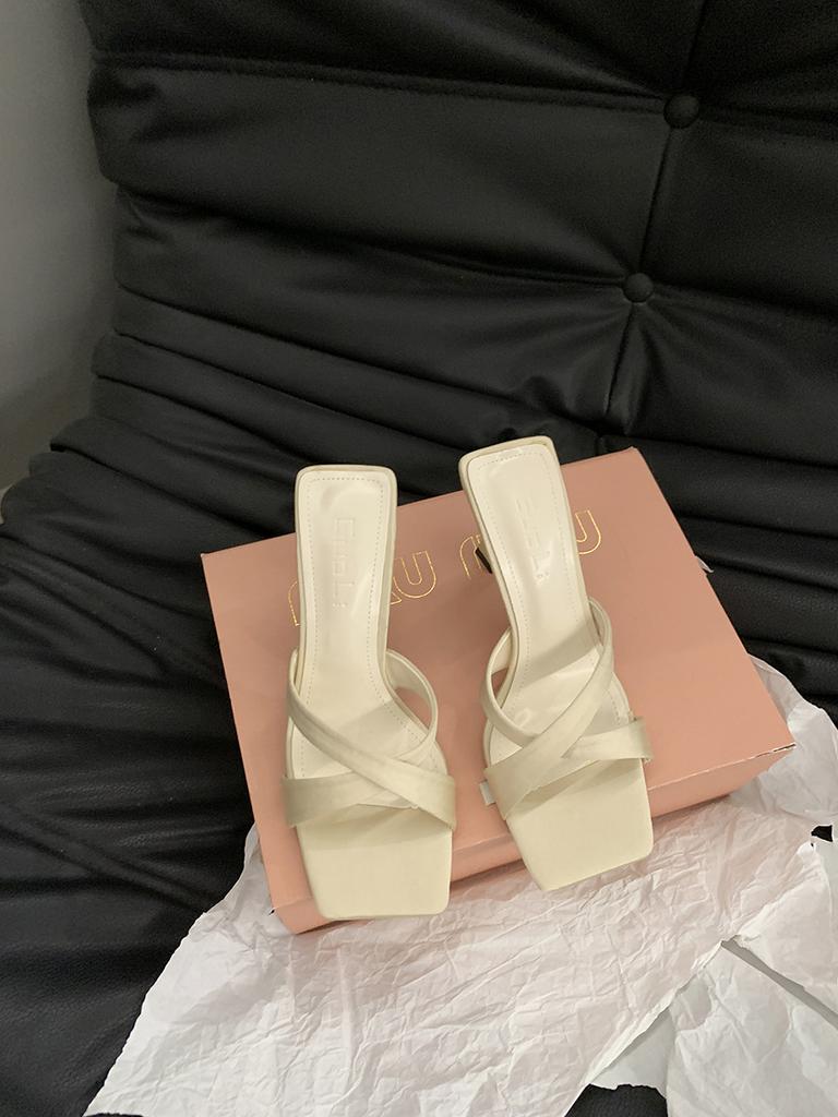 2025 summer new cross-band fashion versatile medium-heeled slippers open-toed square-heeled French high-heeled cool slippers