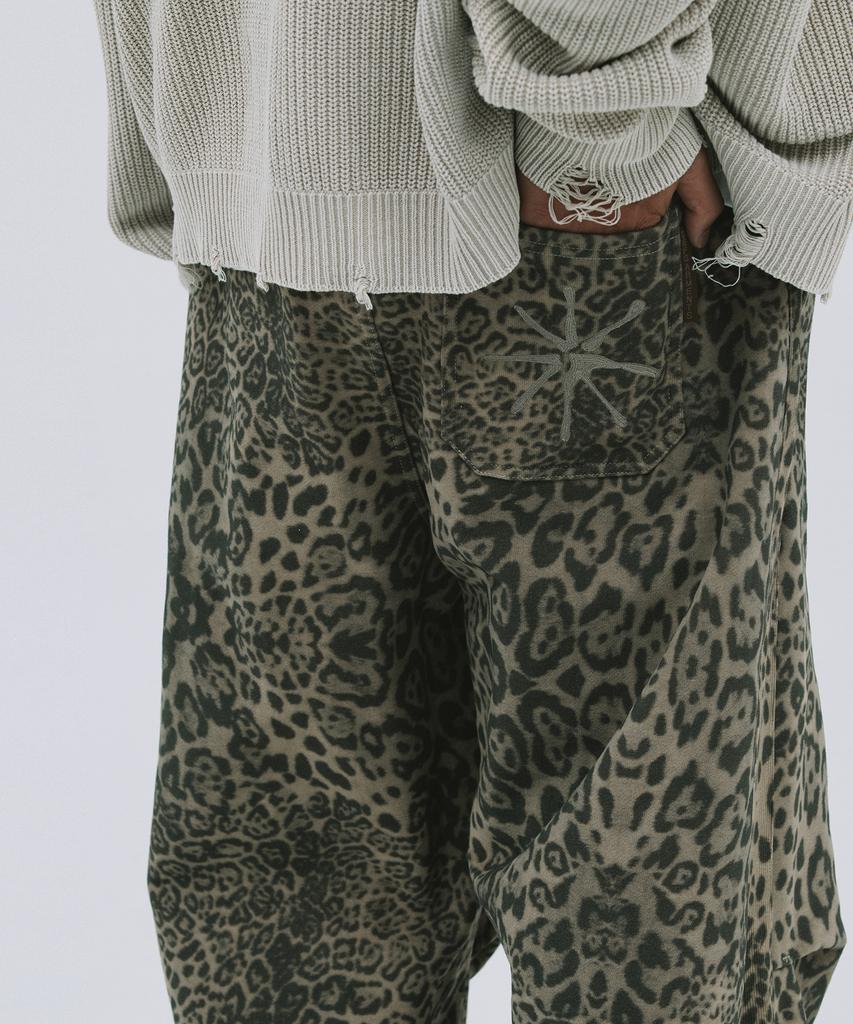 Depeugameoncheu Leopard Sweat Pants [Brown]