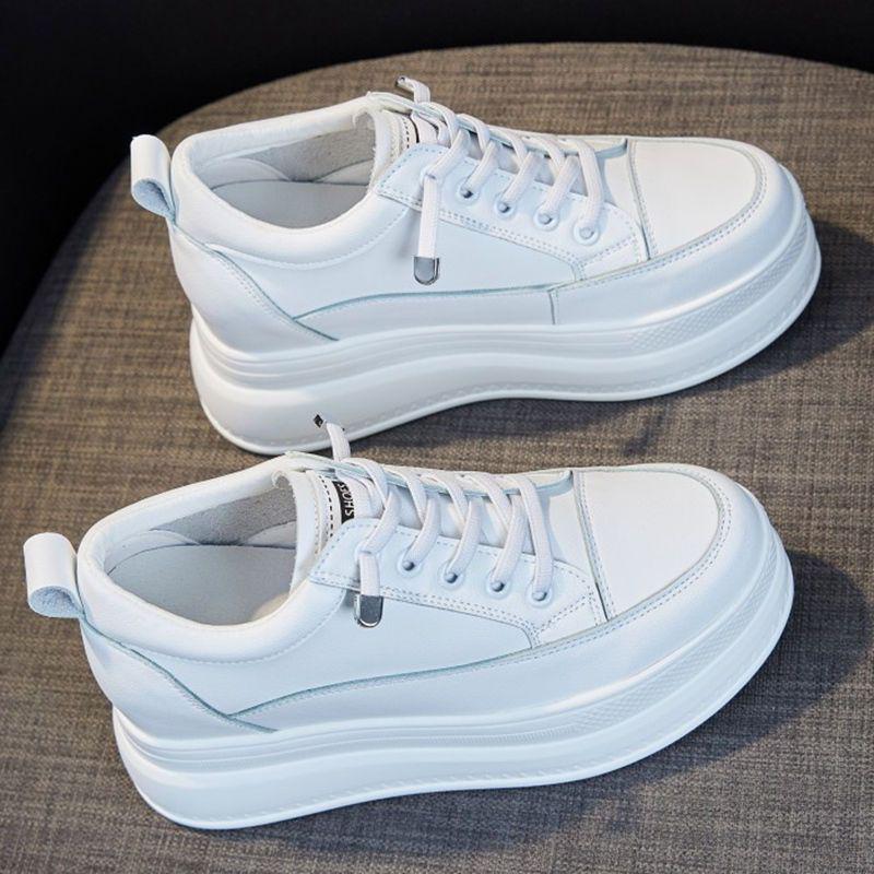 

Женские белые кроссовки на платформе со скрытым каблуком - Модные осенние повседневные спортивные туфли 34