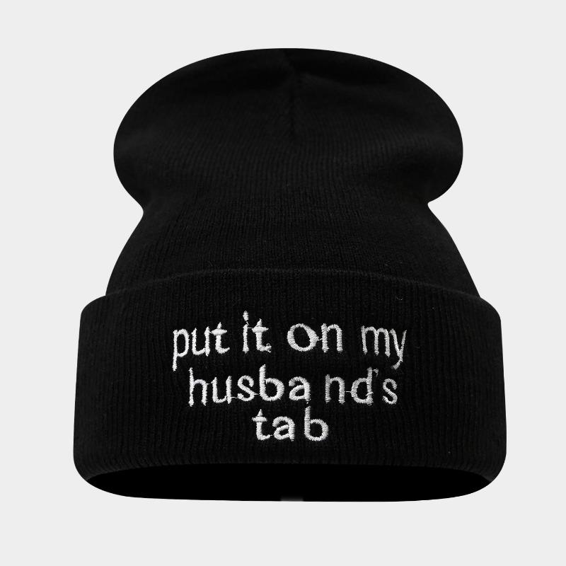 New letter embroidery brimless stacking hat men's and women's simple versatile ear protection knitted hat couple wool hat
