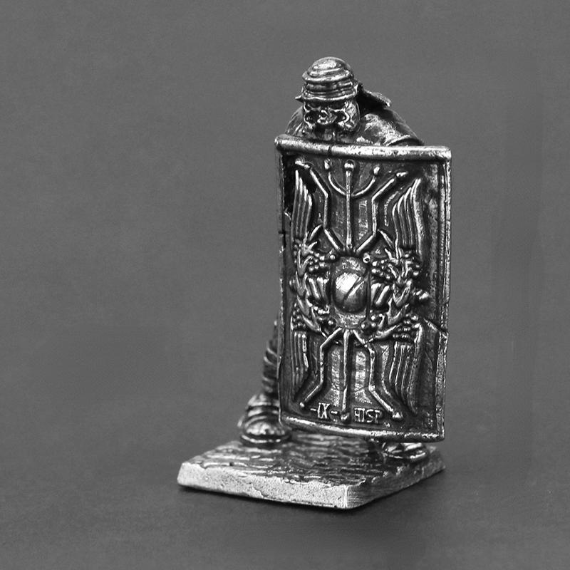 Metal Lost Roman Ninth Legion Soldier Army Array Toy Car Mounted Table Game Ornament Boy Girl Gift Bronze Man