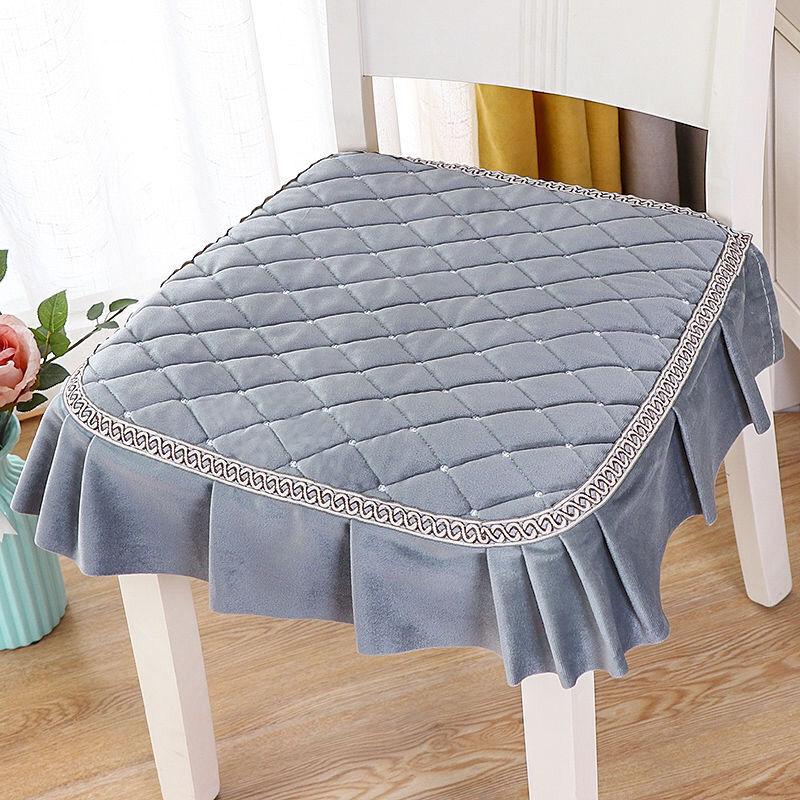 Мягкая однотонная подушка для стула бытовая подушка универсальная нескользящая стеганая подушка на четыре сезона подушка на табурет 45cm x 43cm 1266₽