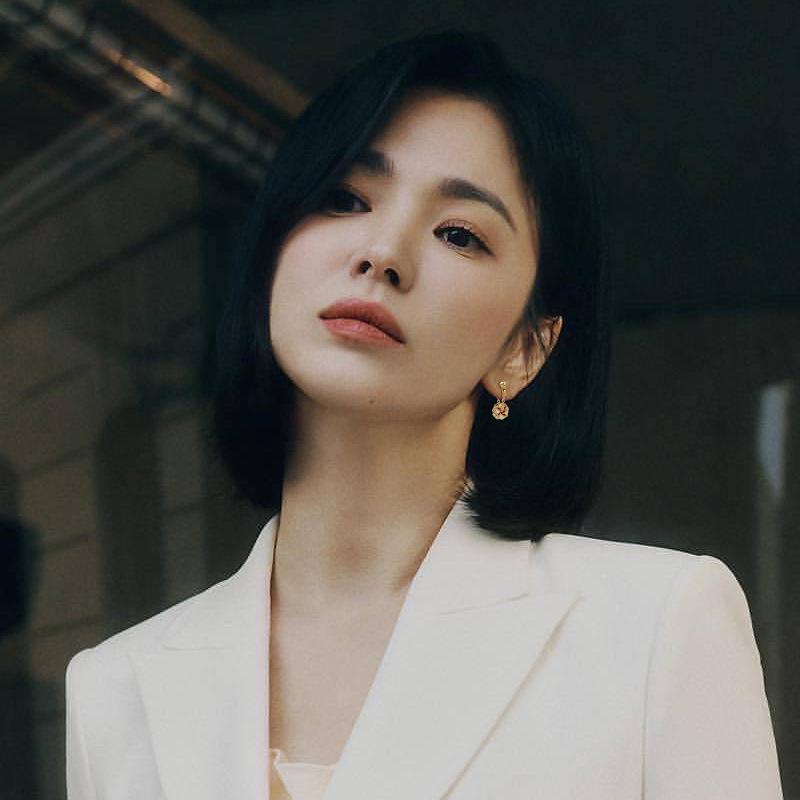 Korean & Japanese Celebrity Style Metal Knot Chain Stud Earrings - French Luxury Two-Sided Wear