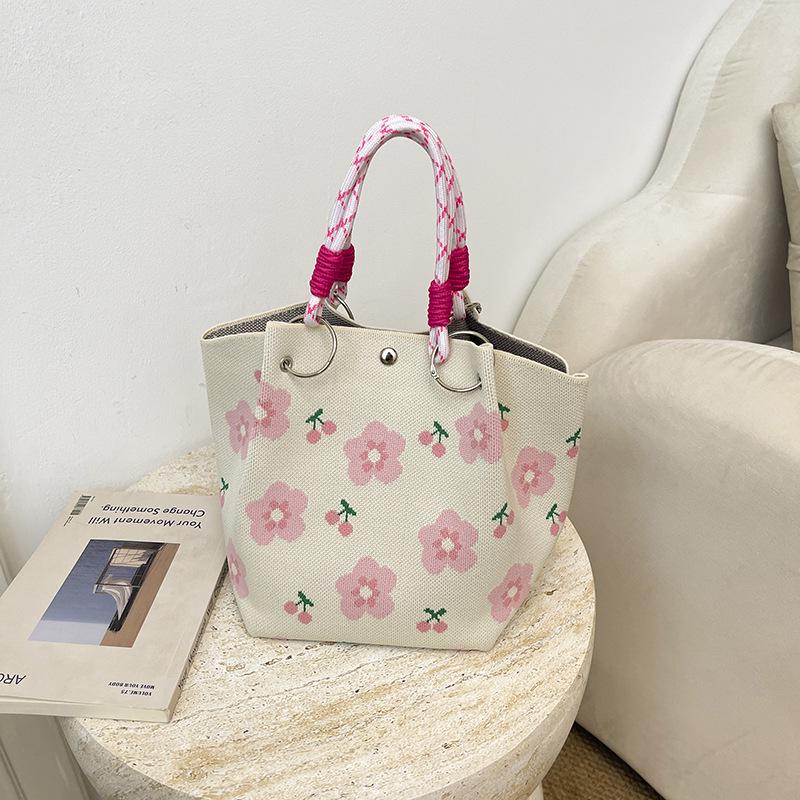 Women's Large Capacity Casual Bucket Handbag - Cute Crossbody & Shoulder Bag for Commute and Outings.