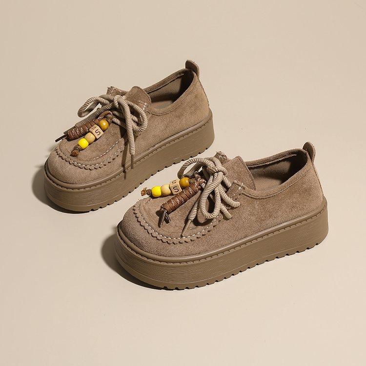 Popular Retro Tassel-wearing Beaded Loafers for Women's Autumn 2025 New Comfortable, Soft, Thick-soled Heightening Casual Shoes