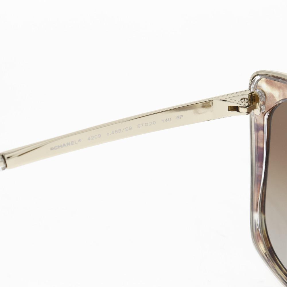 CHANEL Side logo sunglasses 4209 POLARIZED Lens Brown plastic/metallic Women Used