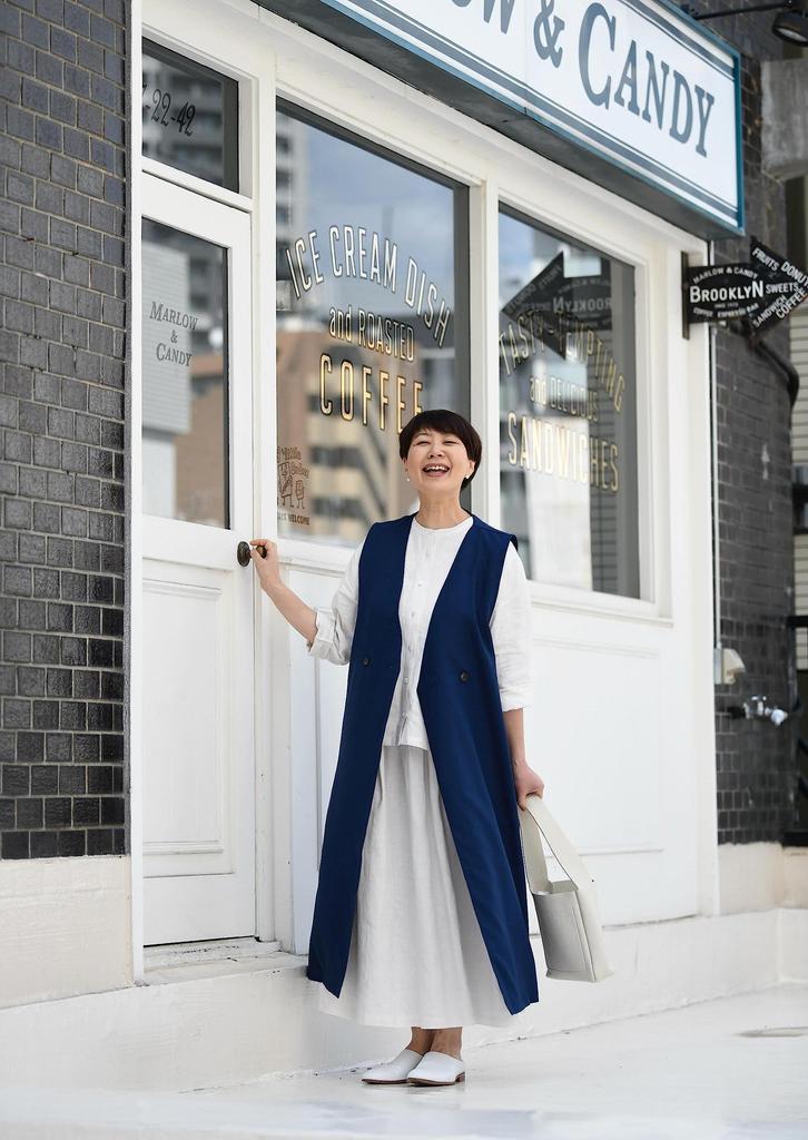 Handmade Clothes for Women In Their 50s and 60s To Make Everyday Fun Boutique Series Akkotan's (Lady No. 8416)