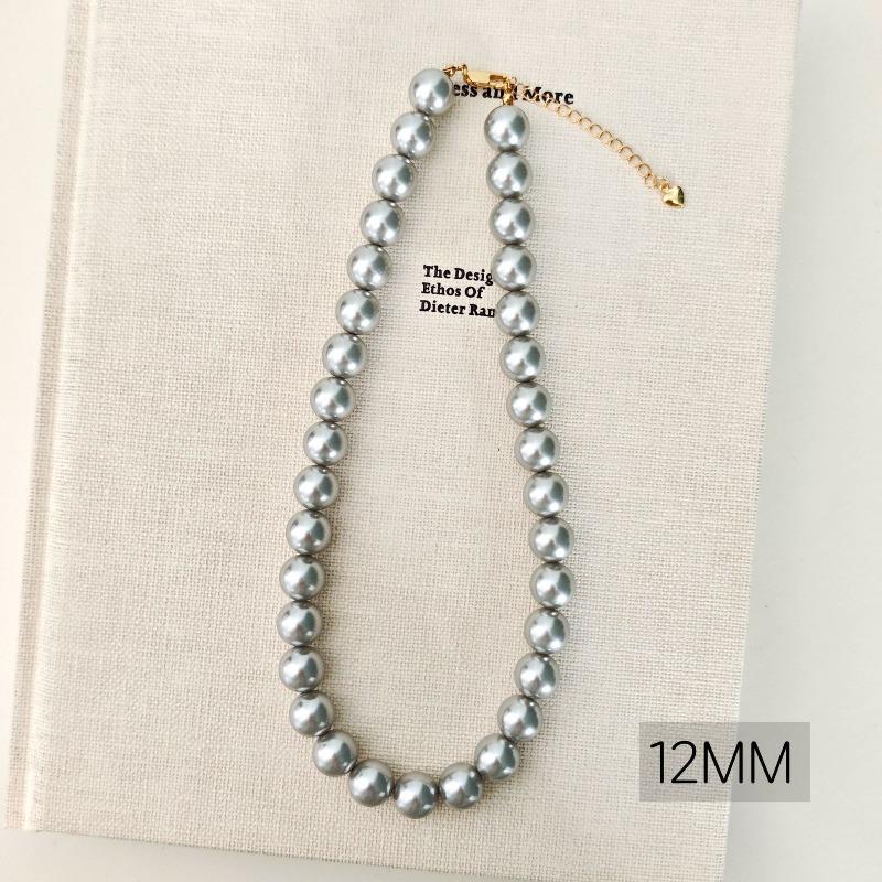 French round Shijia pearl necklace New Internet celebrity necklace Sweater chain Literary retro fashion necklace