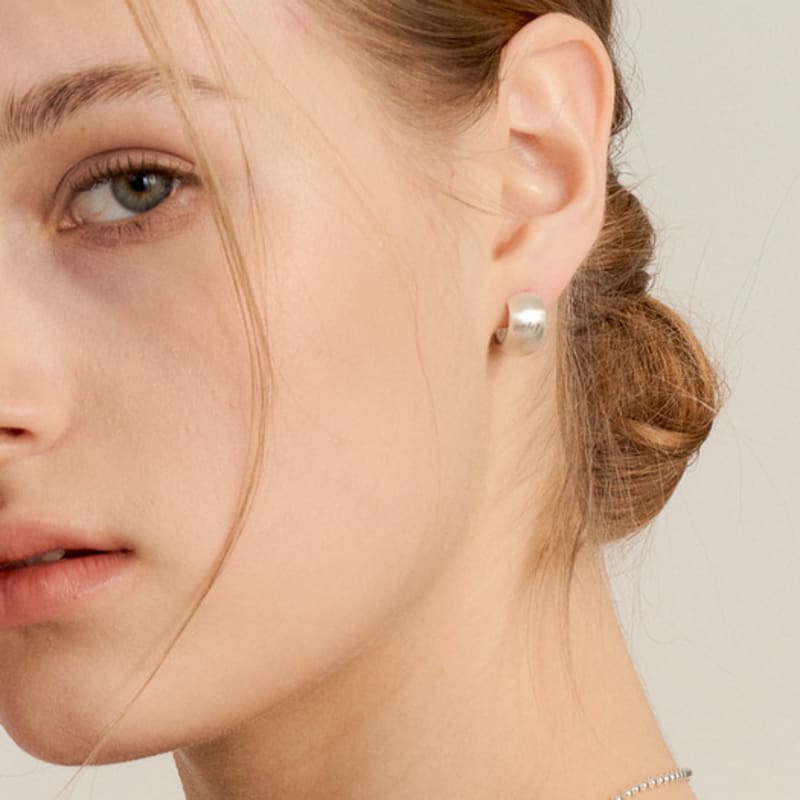 UNI.J [Ie384]Sanding Texture Silver Earring