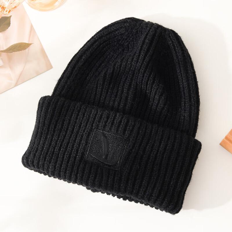 Women's Embroidered Thick Knitted Beanie