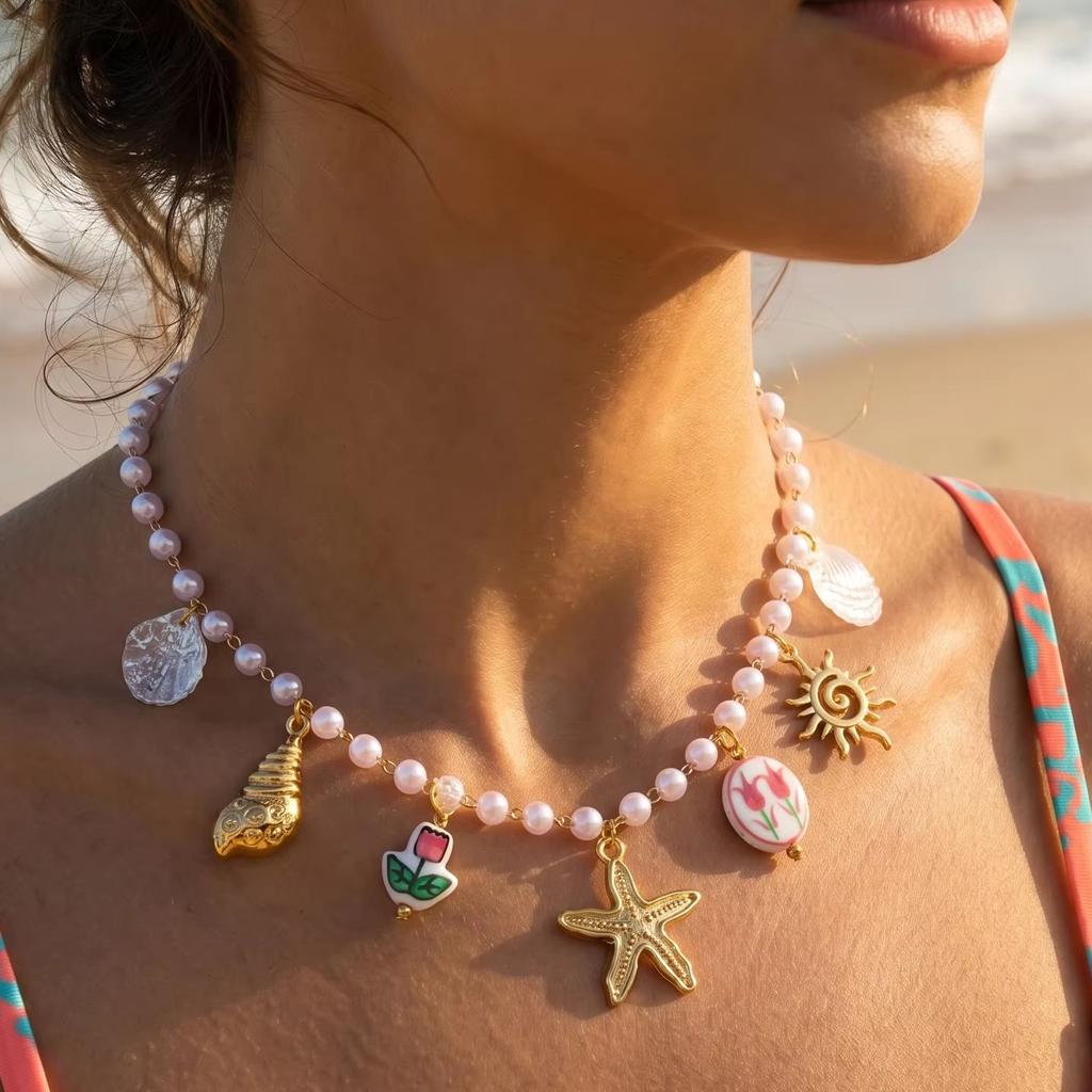Bohemian Starfish Sun Imitation Pearl Charm Necklace for Women Sweet Ceramic Flower Conch Choker Chain Party Jewelry Gift